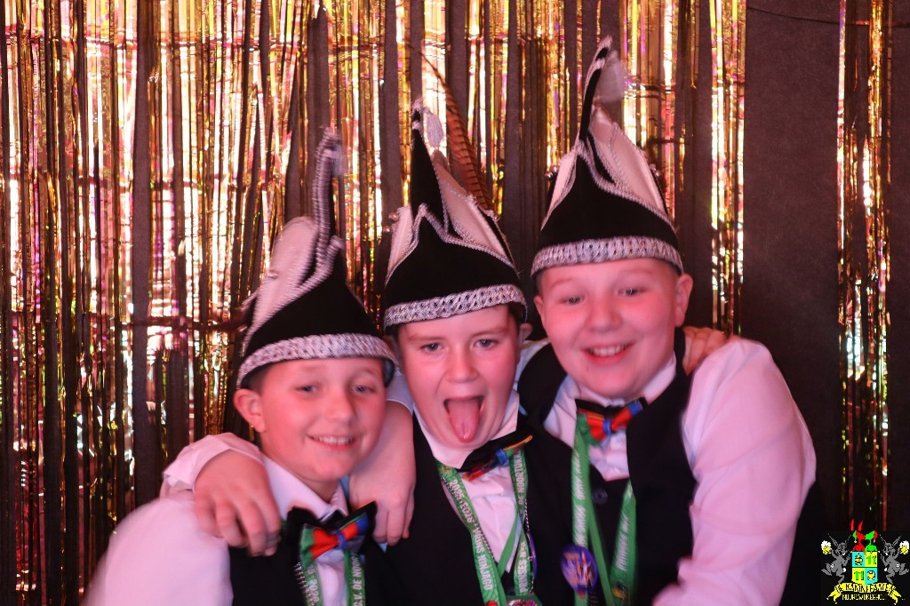 ../Images/Jeugd Opwarmbal Photobooth 339.jpg